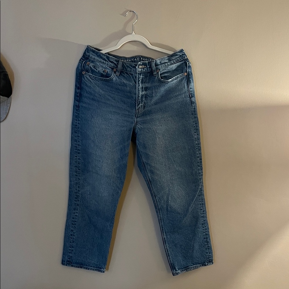 American Eagle Super High Rise Ankle Straight Blue Jeans